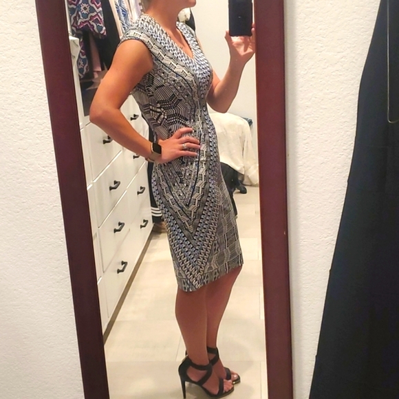 White House Black Market dress size 2 - Picture 2 of 4